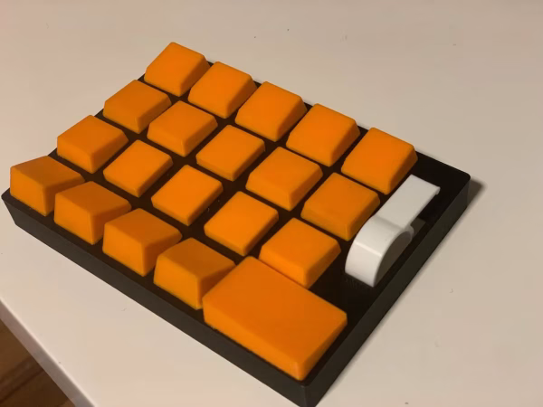 Razer_Tartarus_Pro_V2_Keycaps_OEM_Orange_Set Custom 3D-Printed Razer Tartarus Keycaps